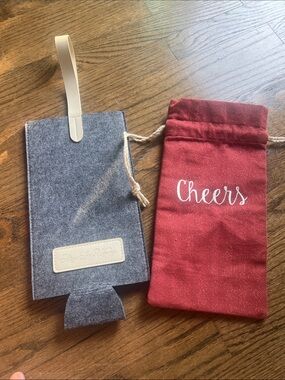 2 wine bags